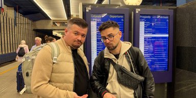 Звезда из группы "Дзидзьо" застрял на вокзале в Варшаве: что он там делает (фото)