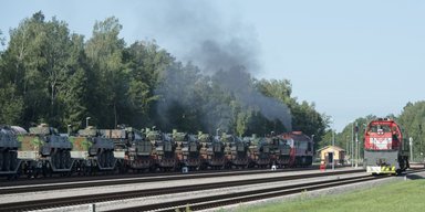 150 поїздів для ЗСУ: як бюрократи ЄС гальмують постачання зброї в Україну, — генерал