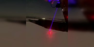 Ан-28 ВСУ поджег "Шахед" ВС РФ: как группа ПВО работает пулеметом и лазером (видео, фото)