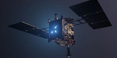 Японський зонд вперше в історії за допомогою лазера виміряв відстань до об'єкта в космосі (фото)