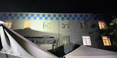 Здійнялася пожежа: в Одесі "Шахед" вдарив по пологовому будинку, — ЗМІ (фото)
