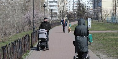 Киевляне на выгуле. Как встретили ужесточение карантина в столице