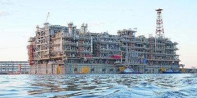 Сделка на $25 млрд: как компания Novatek РФ тайно финансировала проект США на Аляске, — FT
