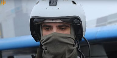 "Не можем эффективно выполнять задачи": пилот МиГ-29 рассказал, чем сбивает ракеты РФ (видео)