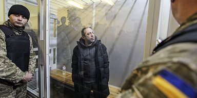 Шоу Корбана. Чем отличается суд над лидером УКРОПа от голливудских судебных драм