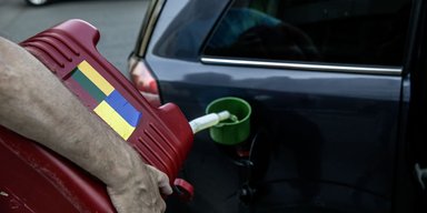 На украинских АЗС исчезает популярное топливо: что происходит