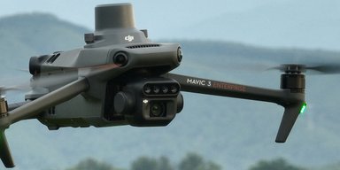 Бросит вызов "Мавикам": что известно о новом дроне Antigravity со встроенной 8K-камерой