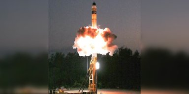 Индия испытала собственный "Орешник" ракету Agni-5: долетит ли до Китая и РФ (фото, видео)