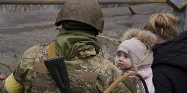 В восьми населенных пунктах Донецкой области объявлена принудительная эвакуация сотен детей