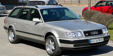 Раритет из 90-х: в Киеве засветился заряженный семейный Audi (фото)