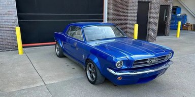 Стару Honda перетворили на клон класичного Ford Mustang (фото)