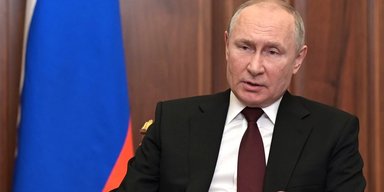 "Намагається маневрувати": Путін не зацікавлений у провалі переговорів, — Bloomberg