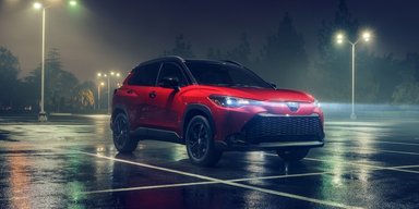 Toyota представила недорогой кроссовер для молодежи с расходом 5 литров на 100 км (фото)