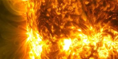 16 спалахів на Сонці та два найпотужнішого класу Х: коли буде геомагнітна буря (відео)