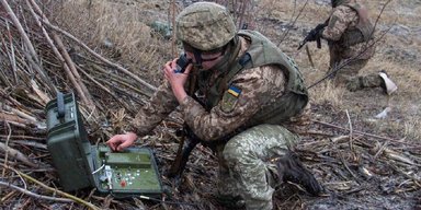 Пекло на березі Дніпра. Як описують бої за плацдарм бійці ЗСУ, що б'ються там