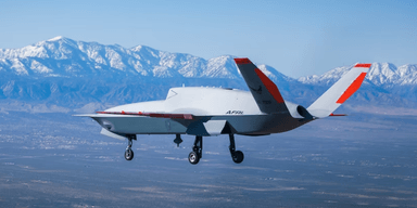 Історичний момент: секретний безпілотник ВПС США XQ-67A здійснив перший політ (відео)