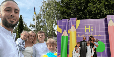 1 сентября под звук сирены: как Джамала, Монатик, Могилевская и другие звезды отвели детей в школу