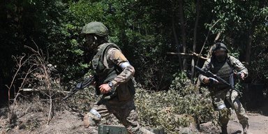 Перебросили резервы и артиллерию: офицер НГУ рассказал о новой тактике ВС РФ под Покровском