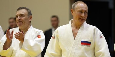 Від Трампа до Ротенберга: хто стоїть за хімкомбінатом, по якому вдарили дрони СБУ