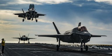 Дополнение к ракетам: США размещают эскадрилью F-35 у дальневосточных рубежей РФ