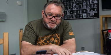 "Берешь прут и бьешь": актер Бенюк рассказал, как заставить детей забыть русский язык (видео)