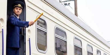 Безкоштовний інтернет у поїздах: в "Укрзалізниці" розкрили, хто і коли зможе підключитися