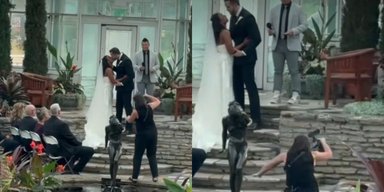 Фотограф упала в фонтан на свадьбе, но продолжила снимать и сделала идеальные кадры