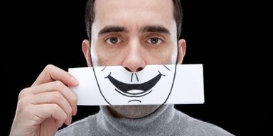 Холодные и молчаливые: 5 мужских имен, обладатели которых привыкли скрывать свои эмоции