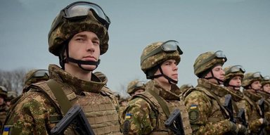 "Контракт 18-24" розширять на старших бійців та добровольців: кого зачеплять зміни, — Паліса (відео)