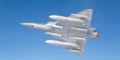 В ВВС Франции поступает глубоко модернизированный истребитель Mirage 2000DRMV Strike Jet