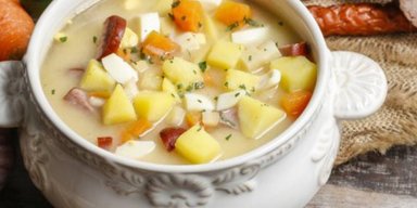 Кабачковый суп с колбасой и плавлеными сырками: пошаговый рецепт