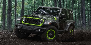 Jeep показала найдивніший Wrangler року: позашляховик отримав різнокольорові кузовні панелі