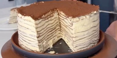 Блинный торт с нежным кремом: как приготовить вкусный десерт