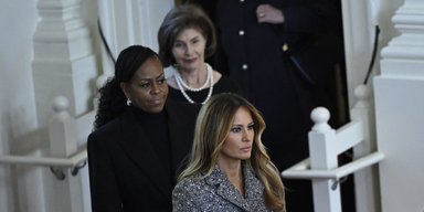 Пять первых леди США пришли на похороны Розалин Картер