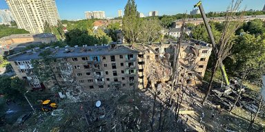 По Києву били три сотні "Шахедів" і 16 ракет: Росія запустила балістику КНДР, — Зеленський