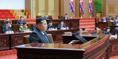 "Мы не откажемся от ядерного оружия": Ким Чен Ын заявил при каких условиях готов к переговорам к США