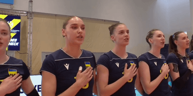 Не включили гімн: збірна України з волейболу самостійно заспівала "Ще не вмерла Україна" (відео)