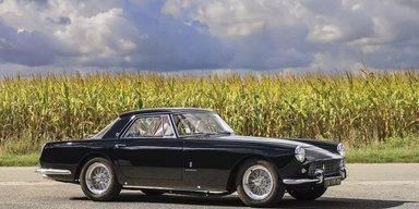На аукціон виставили вінтажний суперкар Ferrari Анджеліни Джолі (фото, відео)