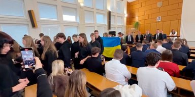 Школьники унизили Роберта Фицо после его слов об Украине (видео)