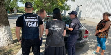 Заступник командира батальйону змусив підлеглих будувати маєток під Одесою, — ДБР (фото)