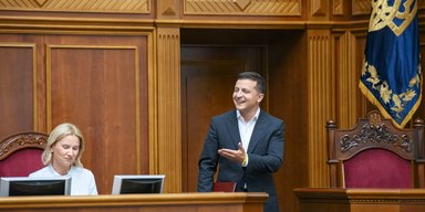 Очень приятно, князь! Почему закон об импичменте президента бессмысленный