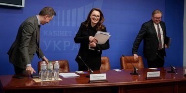Міністр фінансів США кричав на Свириденко: ЗМІ розкрили, як Україна підписала угоду про надра