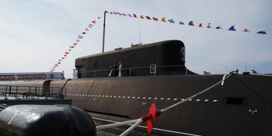 РФ ввела в дію нову АПЛ "Дмитро Пожарський" за живої участі Путіна: про що це свідчить