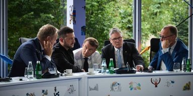 "Неприятно поражены": лидеры ЕС опасаются, что Трамп заключит сделку с Путиным вопреки интересам Украины