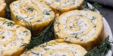 Вкуснее не бывает: рецепт яично-сырного рулета