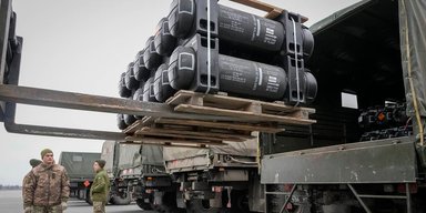 Чтобы заполнить "дыру" США: у Европы есть деньги для военной помощи Украине, — CNN