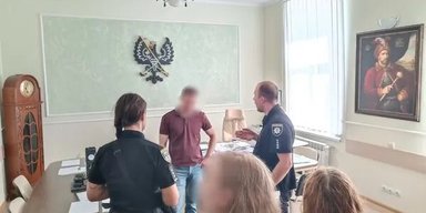 В Черниговский городской совет "ворвались люди с автоматами": и.о. городского головы заявил о давлении