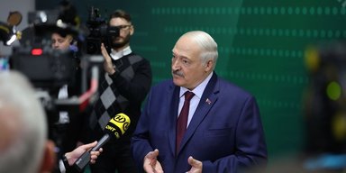 "Нечего туда ехать": Лукашенко предупредил Путина об угрозе покушения (видео)