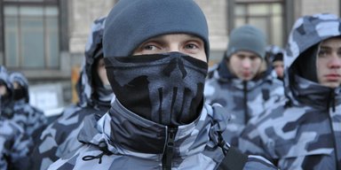 Корпус хаоса. К чему могут привести политические игры с радикалами из "Национального корпуса"