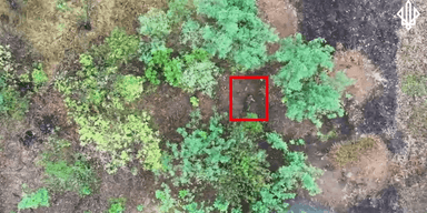 Побачили вперше: росіяни почали кидати жінок на штурми, — військові (відео)